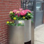 Spring in Chicago, River North planters